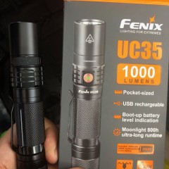 Фонарь FENIX UC35 V2.0 UC35V20